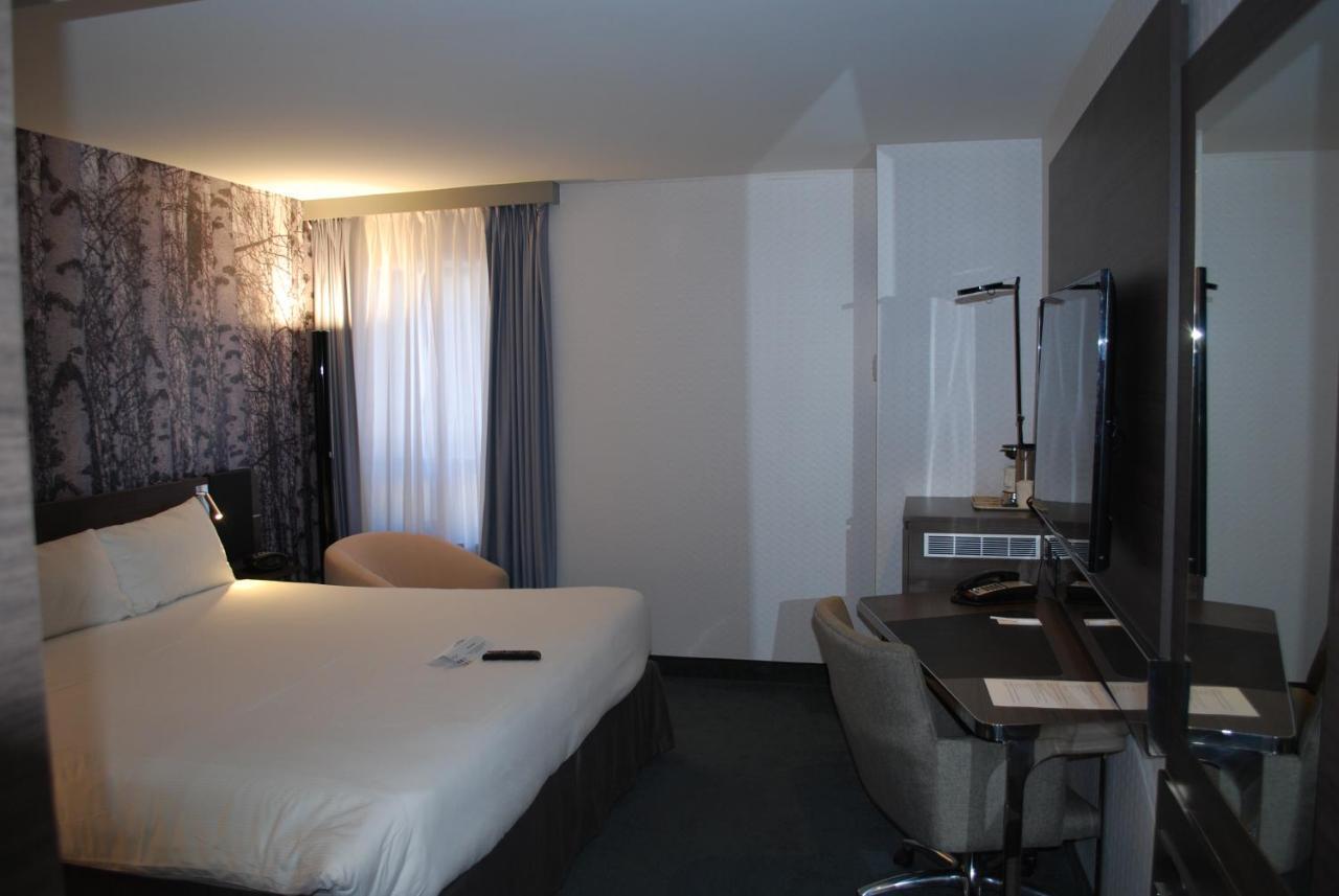 Doubletree By Hilton Ottawa Downtown Hotel Exterior photo